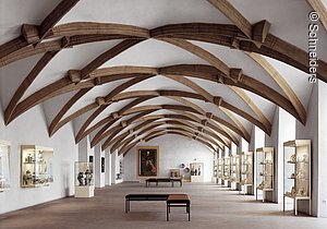 Residenz, Ansbach, Gotische Halle mit Porzellansammlung