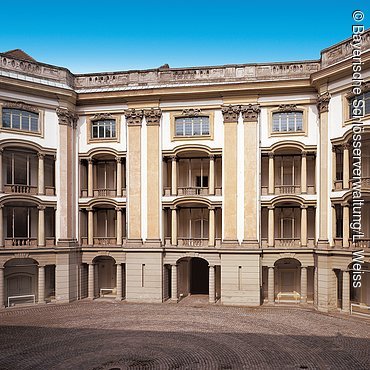 Ansbach, Residenz, Arkadenhof nach Entwurf von Gabriel di Gabrieli, 1705-1716